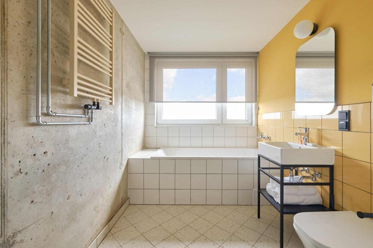 Arche Hotel Wroclaw Airport エクステリア 写真
