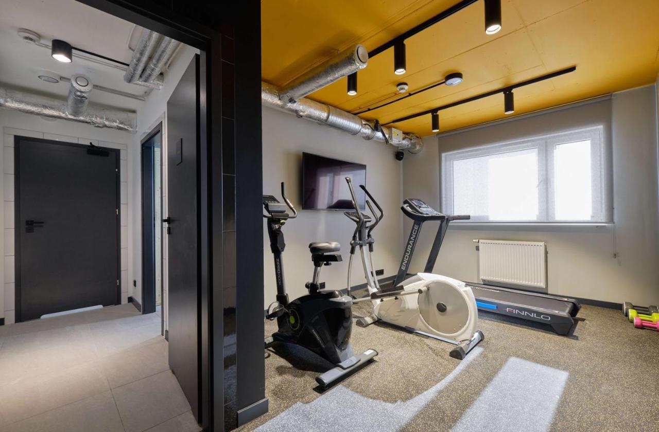 Arche Hotel Wroclaw Airport エクステリア 写真