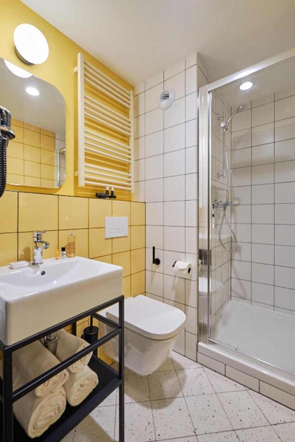 Arche Hotel Wroclaw Airport エクステリア 写真